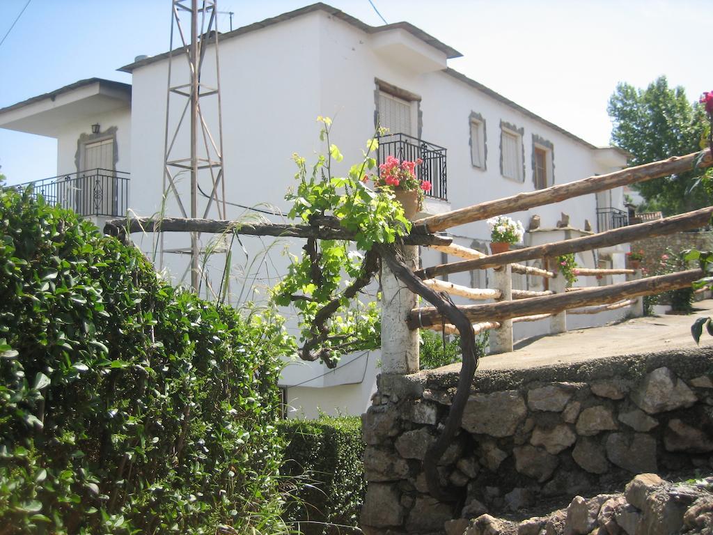 Alojamiento Rural Mirador Del Avellano Alpujarra De La Sierra Exteriér fotografie